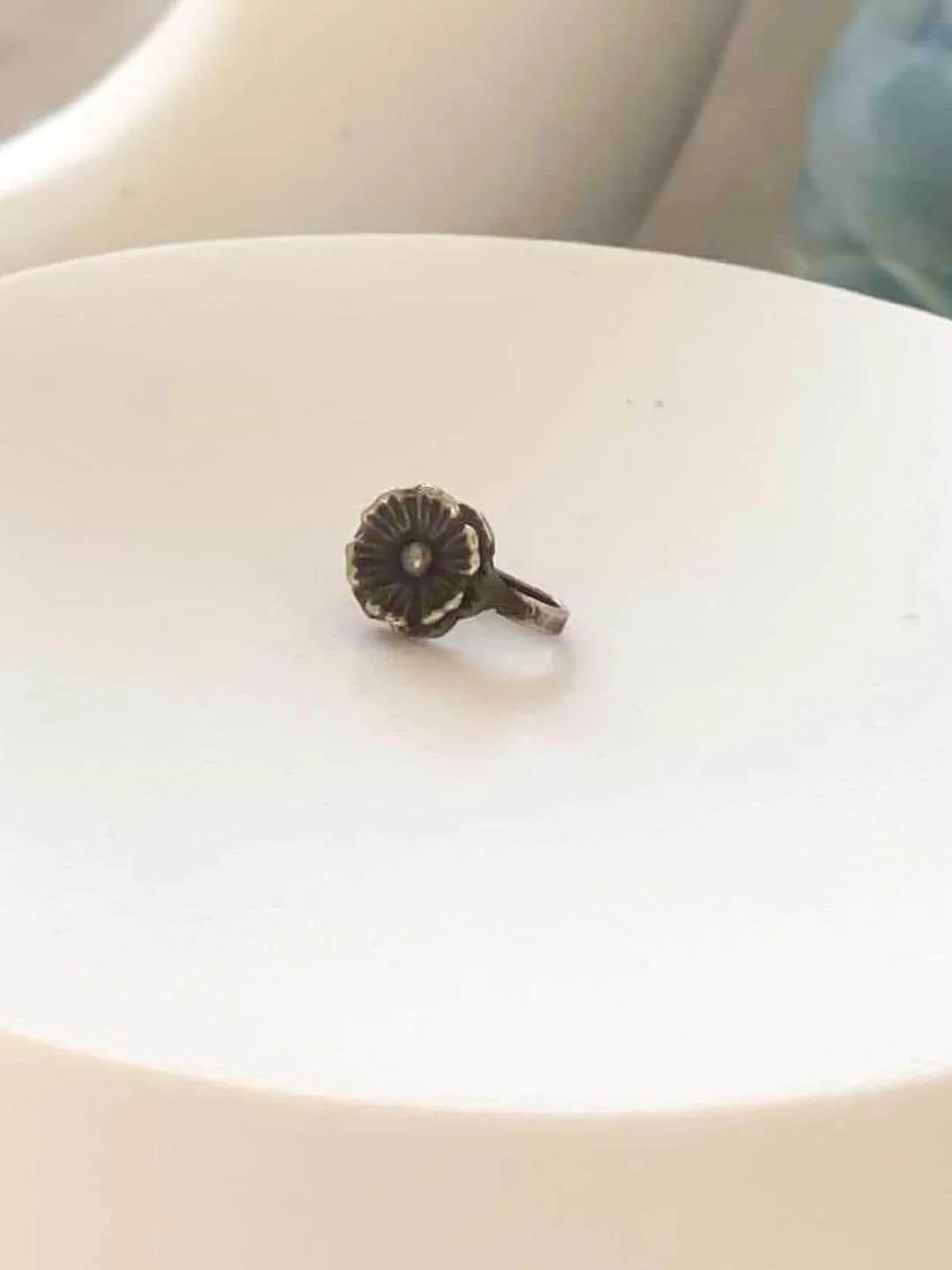 Little Flower Oxidised Nose Pin