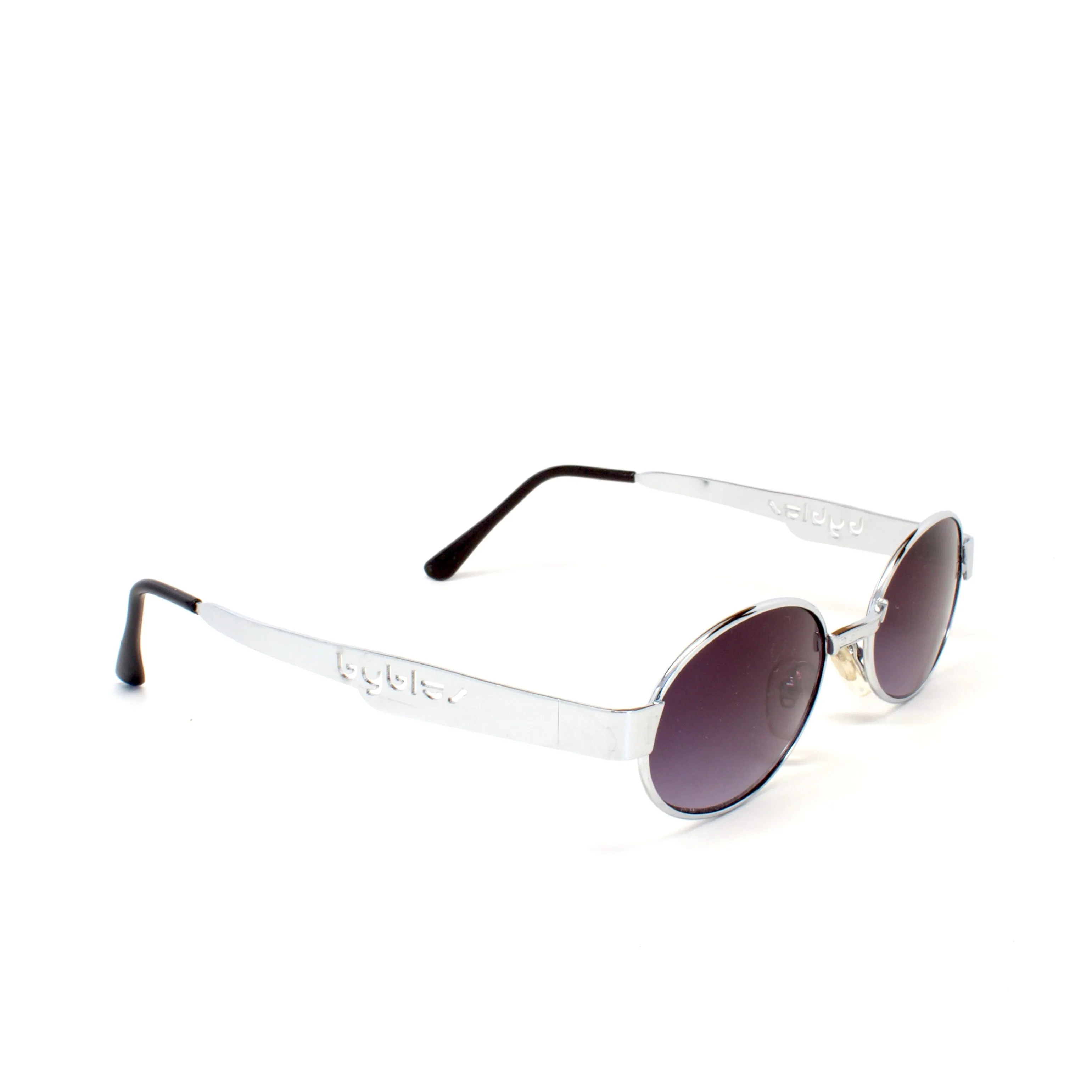 //Style 29// Deadstock Vintage Standard Size Santa Fe Oval Sunglasses -Silver